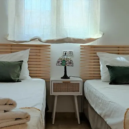 Hostly Sierpes 3 Renewed Families-fibre-parking Optional